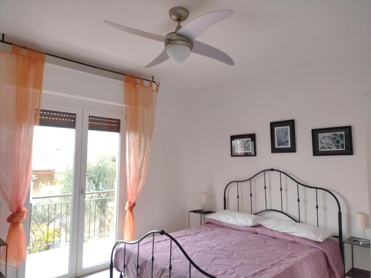 Appartamenti Casa Nina Brenzone sul Garda Esterno foto