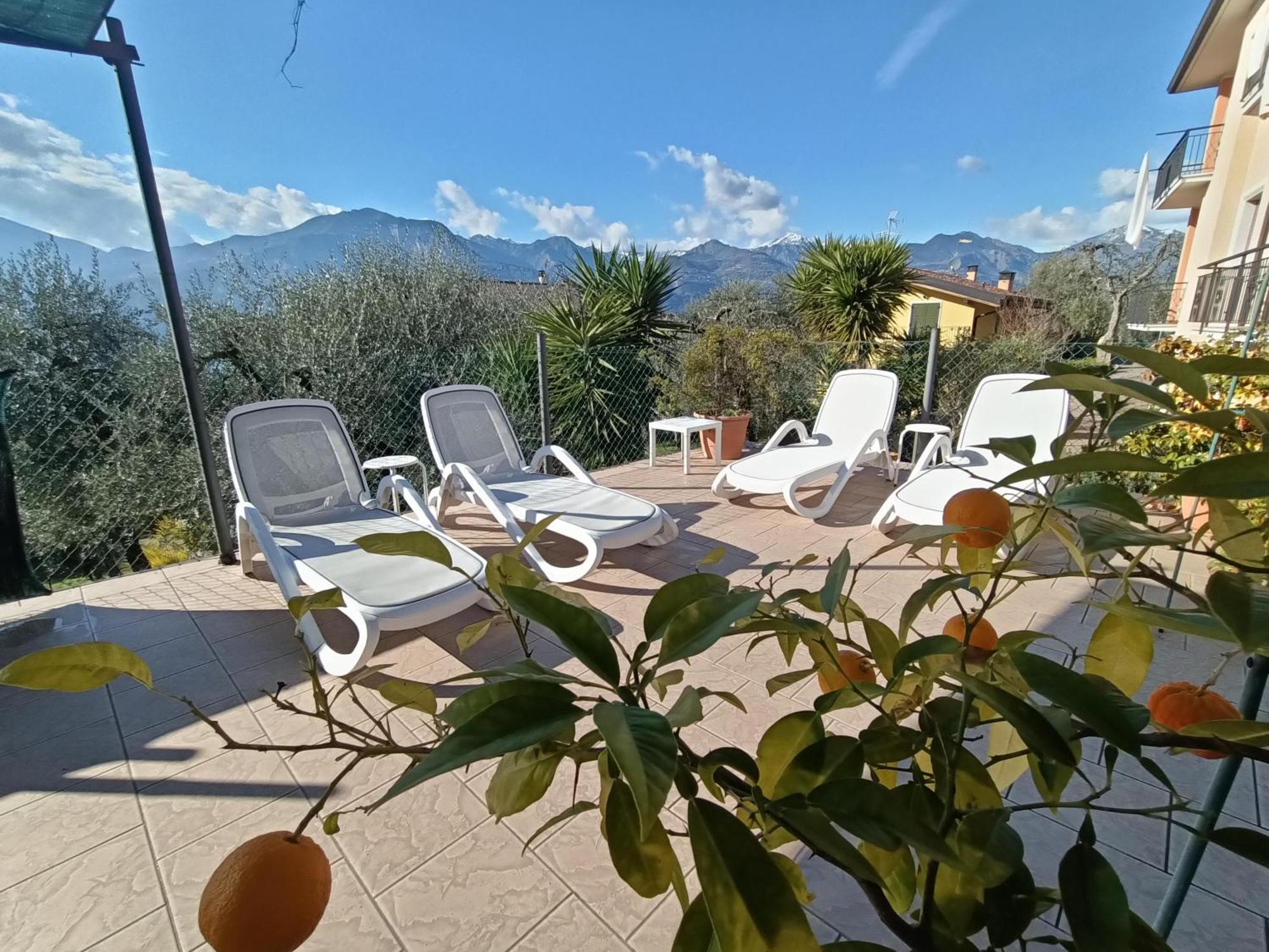 Appartamenti Casa Nina Brenzone sul Garda Esterno foto