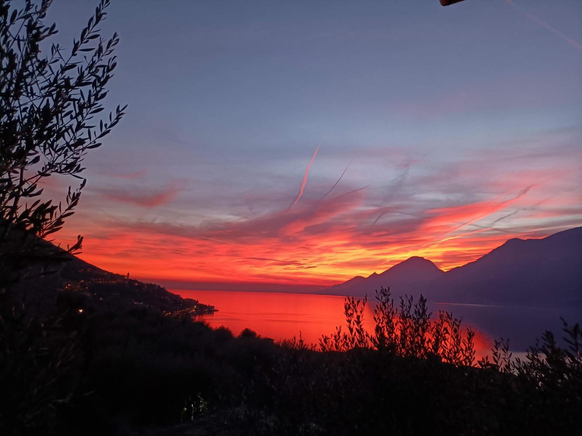 Appartamenti Casa Nina Brenzone sul Garda Esterno foto