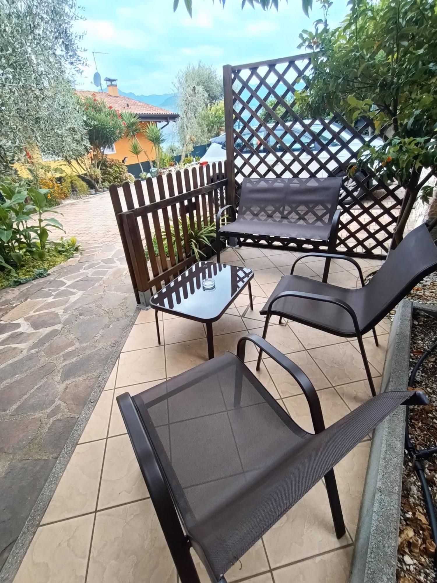 Appartamenti Casa Nina Brenzone sul Garda Esterno foto
