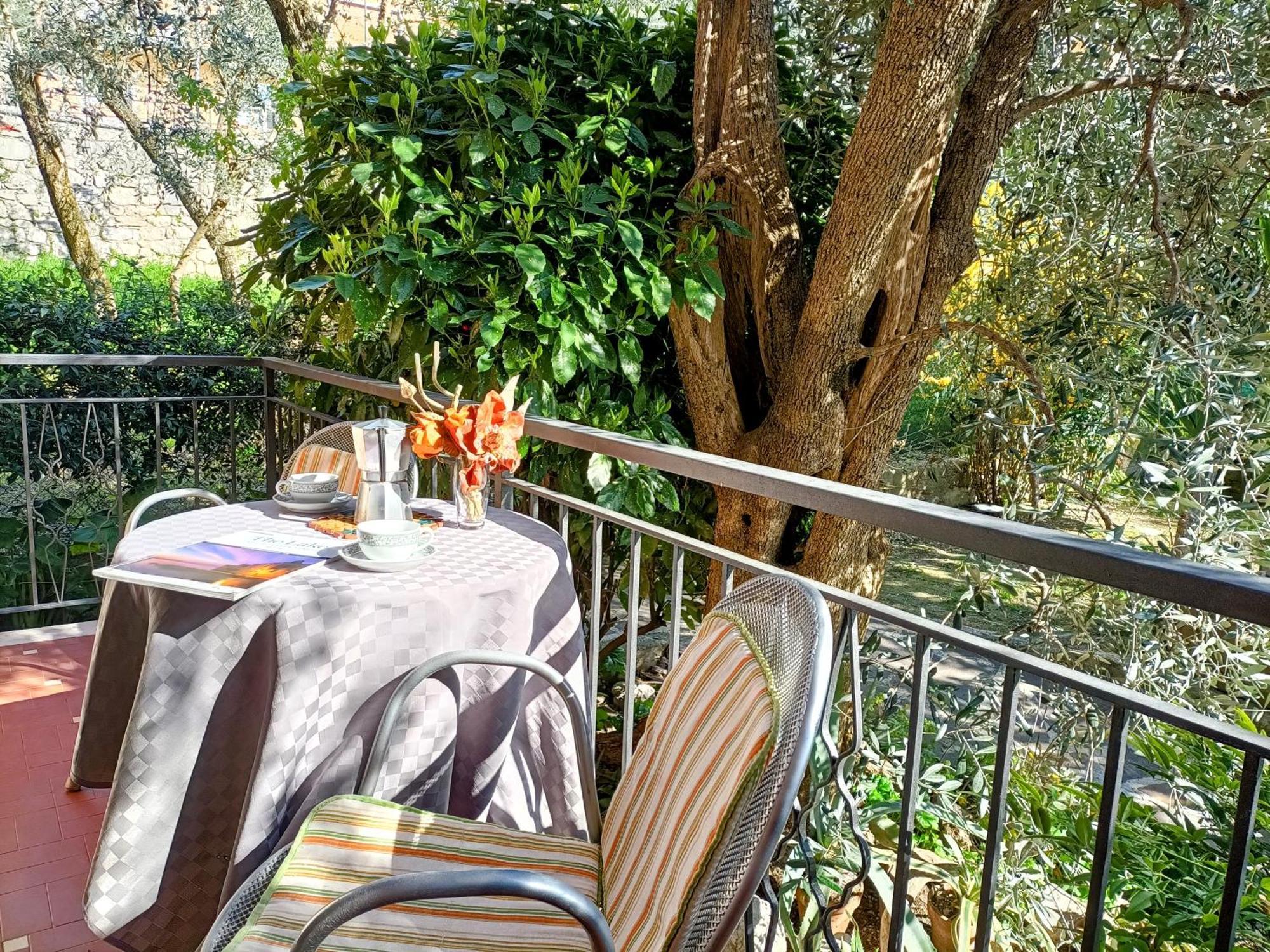 Appartamenti Casa Nina Brenzone sul Garda Esterno foto